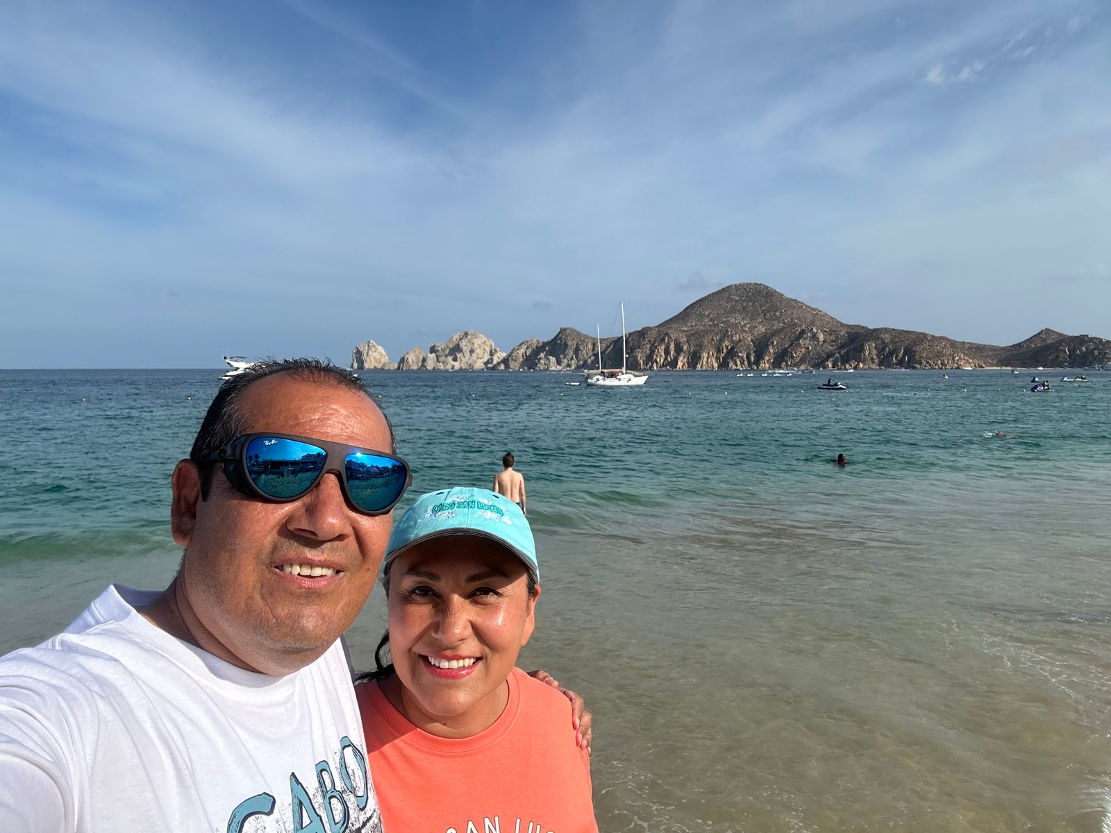 Familia viajando con nuestras ofertas
